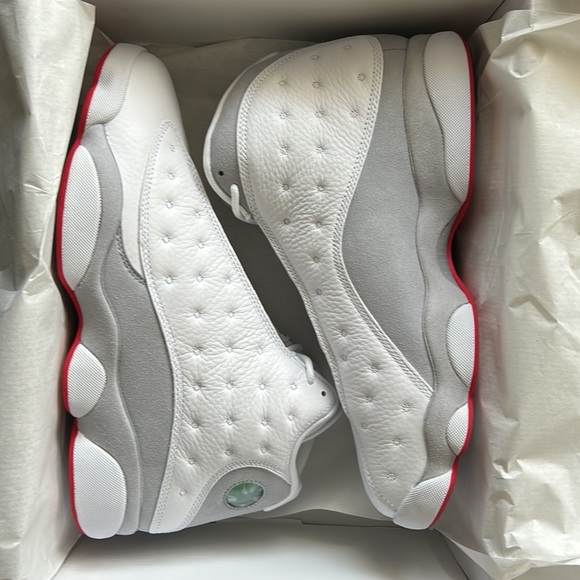 Jordan 13 retro “wolf greys” - Picture 2 of 7